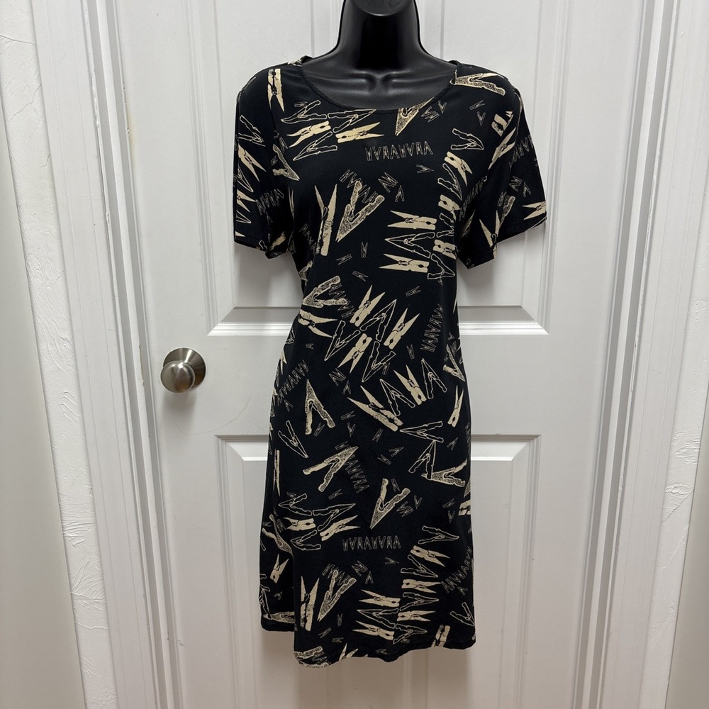 Vintage Woman's Black Silk David Dart Clothespin Dress - Size Large